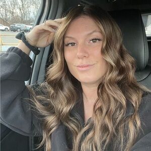 Meet your Posher, Cassie